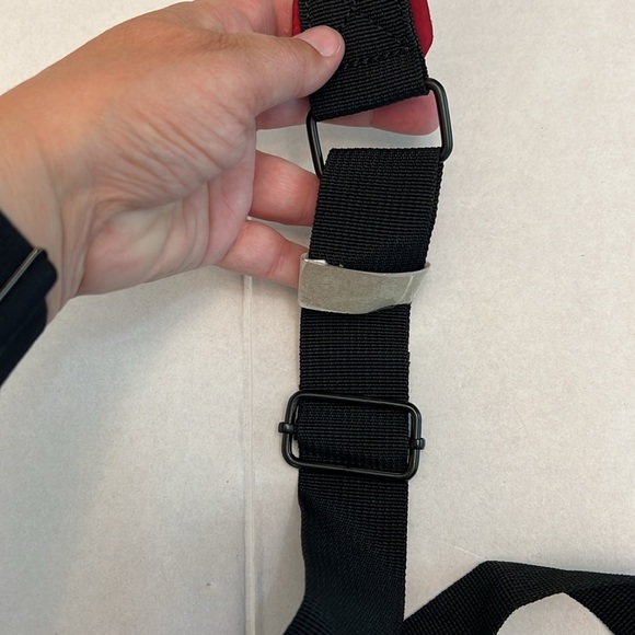 FREE PROPLE MOVEMENT RENEGADE SLING BAG RED NEW WITH TAGS - Picture 4 of 14